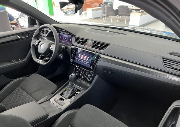 Skoda Superb cena 219900 przebieg: 5, rok produkcji 2024 z Pisz małe 137